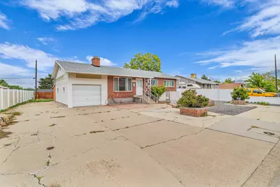9950 S Barium Ln, Sandy, UT 84094 - Photo 34