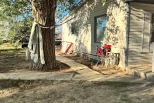 1855 E Main St, Wellington, UT 84542 - Photo 2