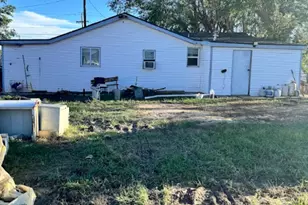 1855 E Main St, Wellington, UT 84542 - Photo 4