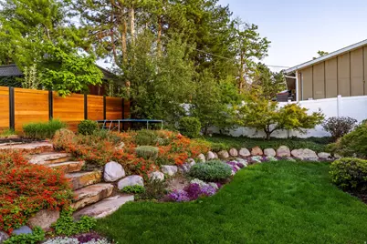 8505 S Kings Cove Dr E, Salt Lake City, UT 84121 - Photo 32