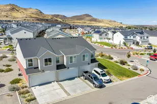 3892 S Buckland Dr W, Magna, UT 84044 - Photo 20
