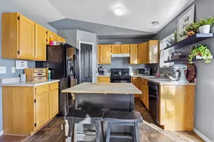 938 N 1430 E, Tooele, UT 84074 - Photo 6