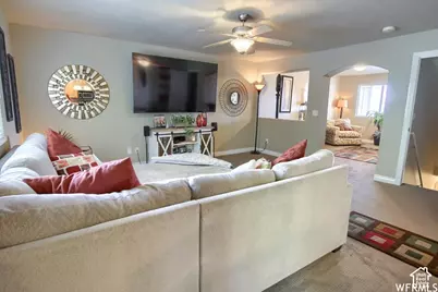 644 N Stonne Ln, Kaysville, UT 84037 - Photo 4
