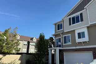 5377 W Simmons Peak Pl, Herriman, UT 84096 - Photo 2