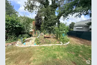 1243 33rd St, Ogden, UT 84403 - Photo 26