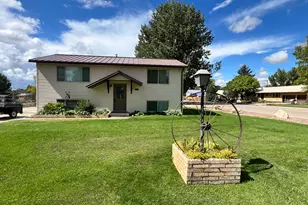 400 S Roosevelt Cir E, Roosevelt, UT 84066 - Photo 2