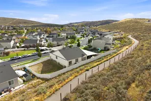 7559 N Riva Ridge Rd, Eagle Mountain, UT 84005 - Photo 22