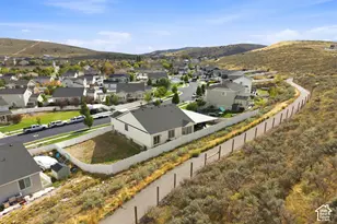 7559 N Riva Ridge Rd, Eagle Mountain, UT 84005 - Photo 22