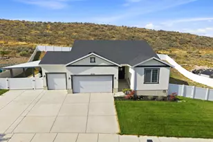 7559 N Riva Ridge Rd, Eagle Mountain, UT 84005 - Photo 1