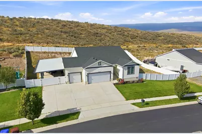 7559 N Riva Ridge Rd, Eagle Mountain, UT 84005 - Photo 18