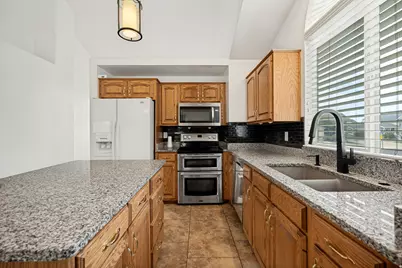 722 W 2175 N, Layton, UT 84041 - Photo 8