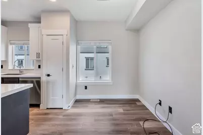 315 E 4115 S, Millcreek, UT 84107 - Photo 10