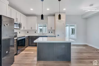 315 E 4115 S, Millcreek, UT 84107 - Photo 2