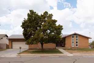 1303 N Lakeview Dr, Provo, UT 84604 - Photo 1
