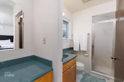 1303 N Lakeview Dr, Provo, UT 84604 - Photo 16