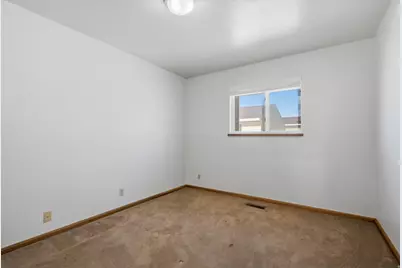 90 Center St, Meadow, UT 84644 - Photo 16