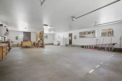90 Center St, Meadow, UT 84644 - Photo 18
