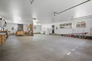 90 Center St, Meadow, UT 84644 - Photo 18
