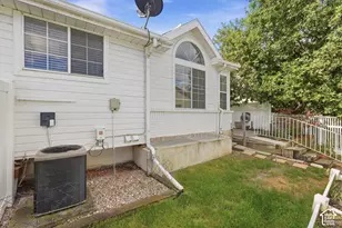 246 W 925 N, Bountiful, UT 84010 - Photo 36