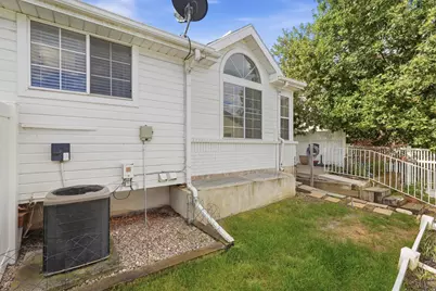 246 W 925 N, Bountiful, UT 84010 - Photo 36