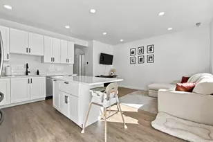 2410 S Black Village Ct W, West Valley, UT 84119 - Photo 10