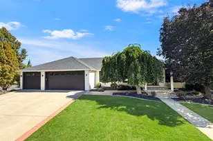 28 N Shady Ln, Salem, UT 84653 - Photo 2