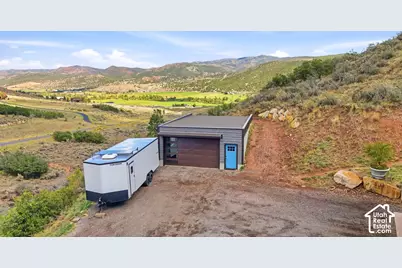 1001 Bridge Hollow Dr, Wanship, UT 84017 - Photo 2