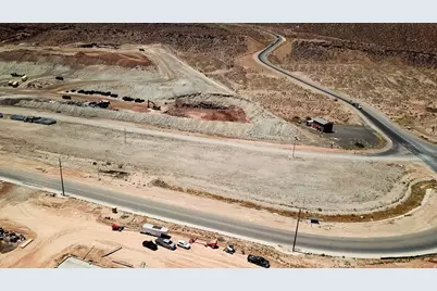 105 North Landfill Rd, Washington, UT 84780 - Photo 2