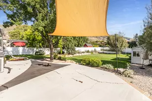 533 W Valley Dr N, Centerville, UT 84014 - Photo 28