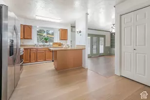 533 W Valley Dr N, Centerville, UT 84014 - Photo 8