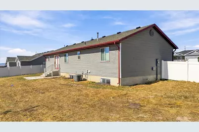 710 E 720 N, Smithfield, UT 84335 - Photo 58