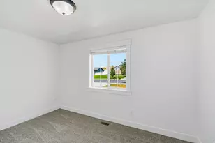 710 E 720 N, Smithfield, UT 84335 - Photo 24