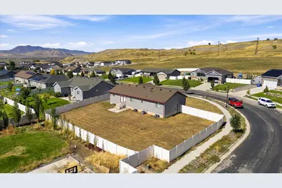 710 E 720 N, Smithfield, UT 84335 - Photo 38