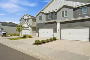 5113 E Lakefield Dr, Eagle Mountain, UT 84005 - Photo 28