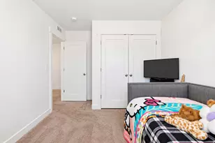 7224 N Silver Way E, Eagle Mountain, UT 84005 - Photo 18