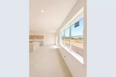 1063 N Summit View Dr, Harrisville, UT 84404 - Photo 4