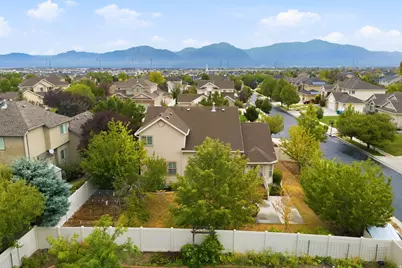 8156 S Bear Lake Ct, West Jordan, UT 84081 - Photo 54