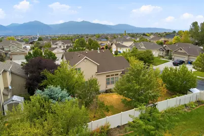 8156 S Bear Lake Ct, West Jordan, UT 84081 - Photo 48