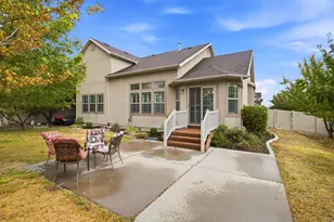 8156 S Bear Lake Ct, West Jordan, UT 84081 - Photo 42