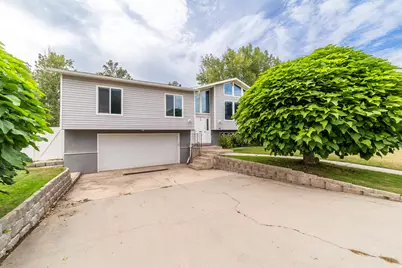 1025 N 700 W, Orem, UT 84057 - Photo 2