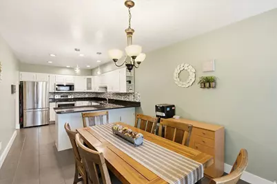 1334 Ridgewood Ln, Bountiful, UT 84010 - Photo 14