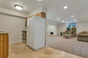 1833 S Paschal Cir E, Salt Lake City, UT 84108 - Photo 4