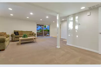 1833 S Paschal Cir E, Salt Lake City, UT 84108 - Photo 8