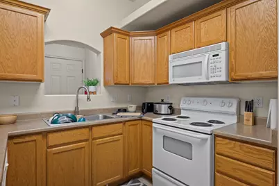 3569 E Rock Rd S #G12, Eagle Mountain, UT 84005 - Photo 10