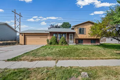 6134 S Trowbridge Way W, Salt Lake City, UT 84118 - Photo 2