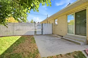 3669 S Kimbary Cir, Salt Lake City, UT 84109 - Photo 24