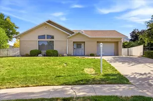 3669 S Kimbary Cir, Salt Lake City, UT 84109 - Photo 1