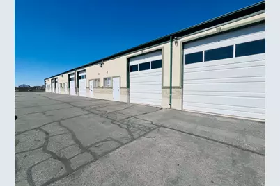3155 S 2050 W #5, West Haven, UT 84401 - Photo 2