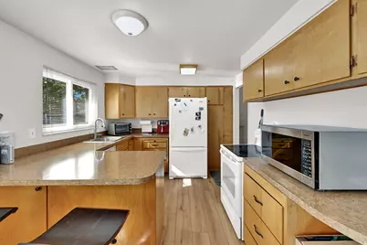 6312 S 560 E, Murray, UT 84107 - Photo 6