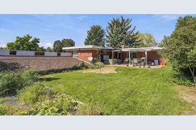 2960 E La Joya Dr S, Holladay, UT 84124 - Photo 30